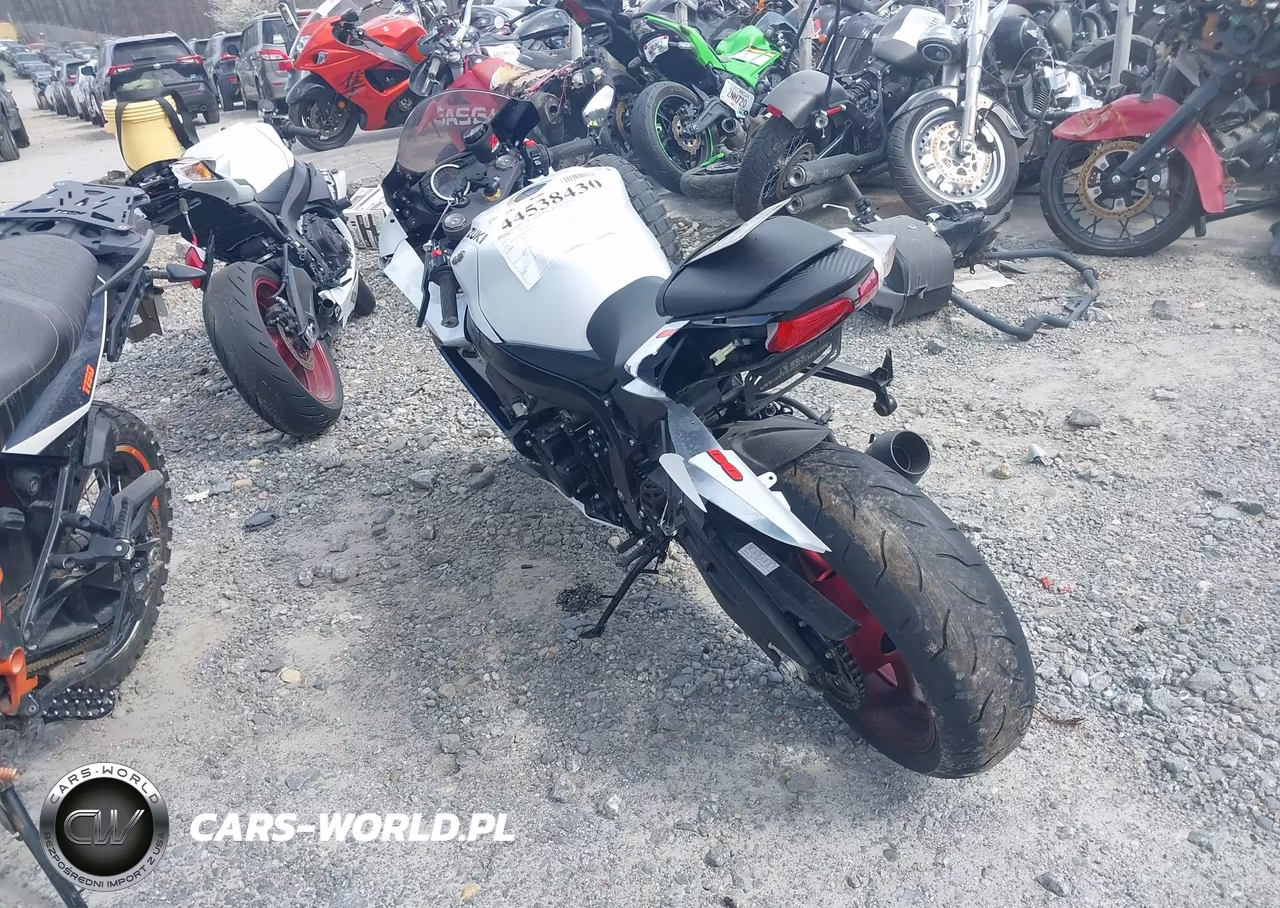 2025 Suzuki Gsx-R600 VIN:JS1GN7FA8S7100196 - 3