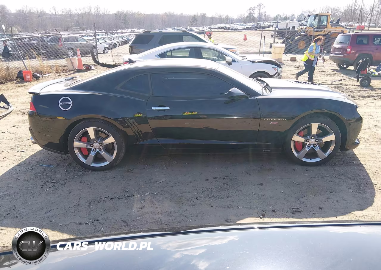 2015 Chevrolet Camaro 2Ss VIN:2G1FK1EJ2F9156558 - 14