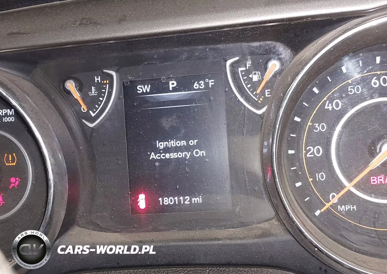 2019 Jeep Wrangler Unlimited Sport S 4X4 VIN:1C4HJXDG2KW569397 - 15
