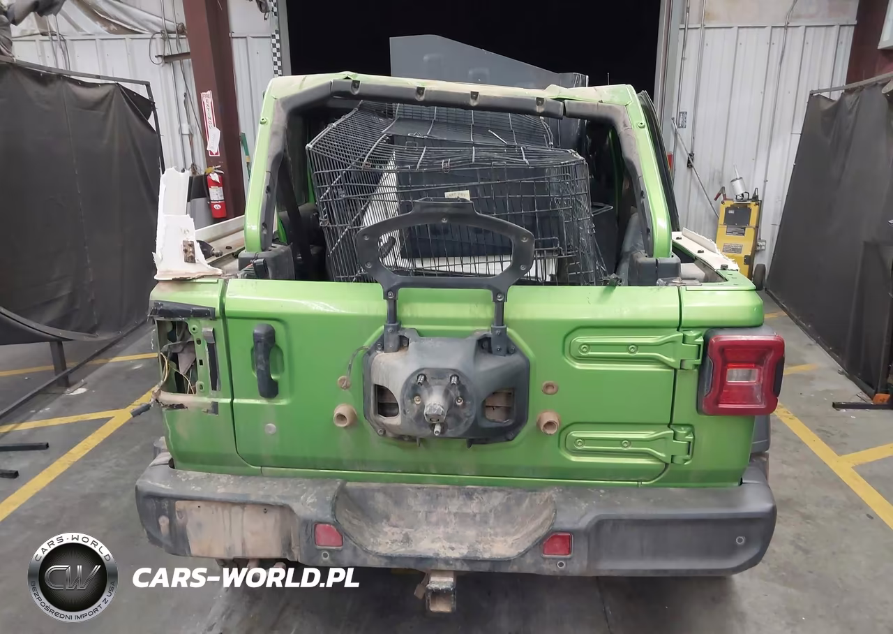 2019 Jeep Wrangler Unlimited Sport S 4X4 VIN:1C4HJXDG2KW569397 - 16
