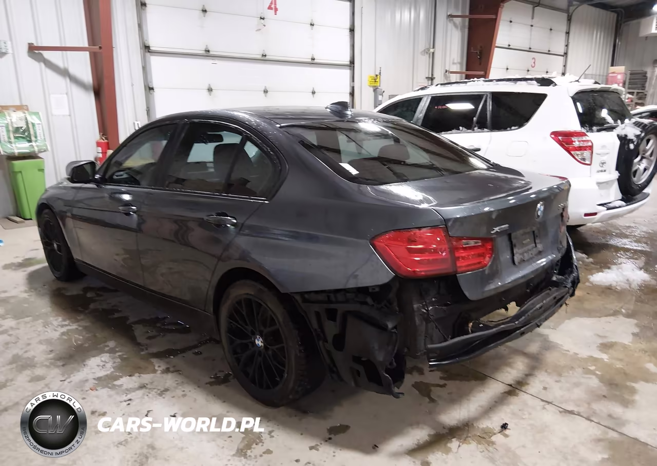 2013 BMW 335I xDrive VIN:WBA3B9C52DJ899489 - 3
