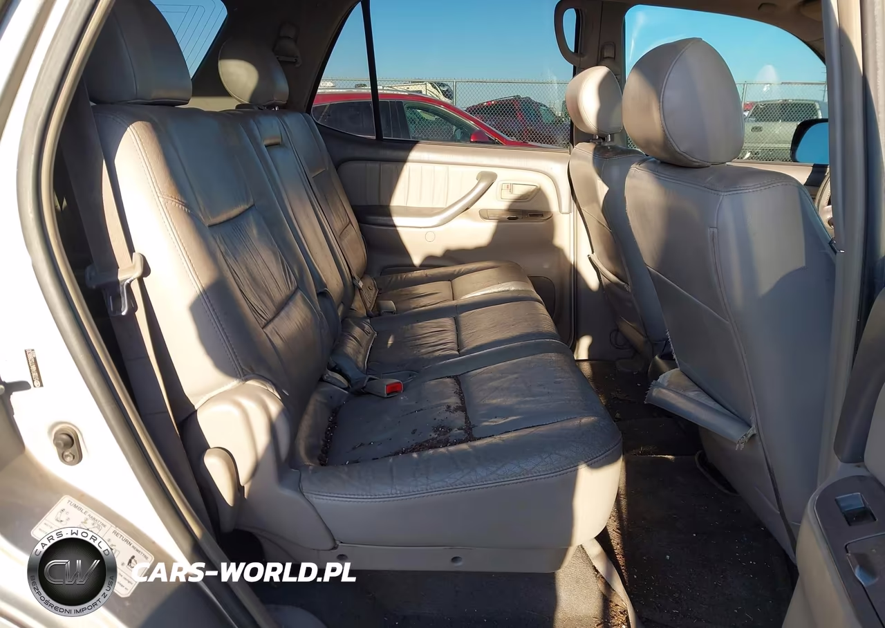 2007 Toyota Sequoia Limited V8 VIN:5TDBT48A77S288630 - 8