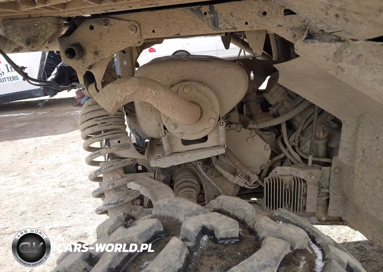2024 Can-Am Commander Xt 1000R-Xt-P 1000R VIN:3JBAKAX45RE001603 - 8