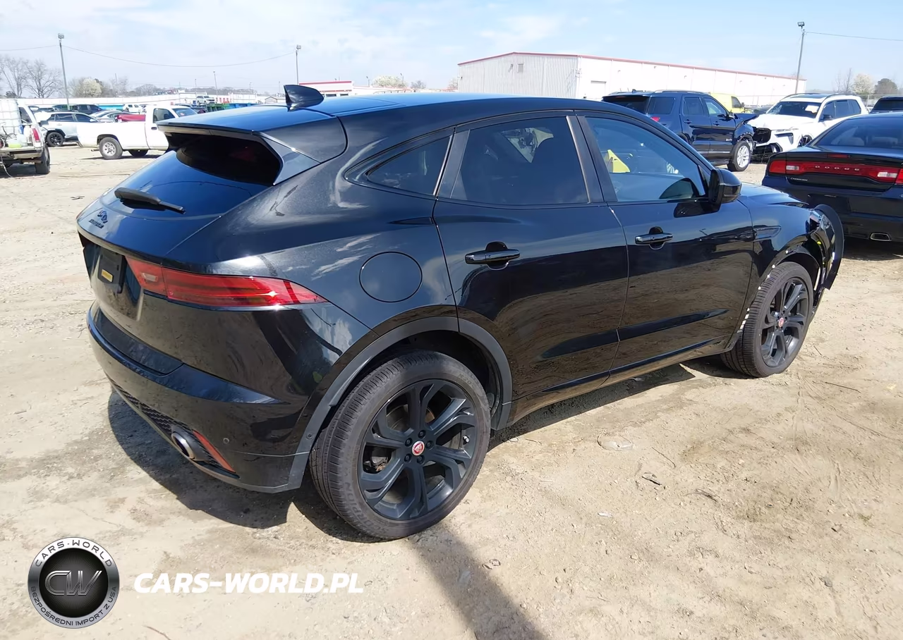 2018 Jaguar E-Pace First Edition VIN:SADFL2FX0J1Z01533 - 4