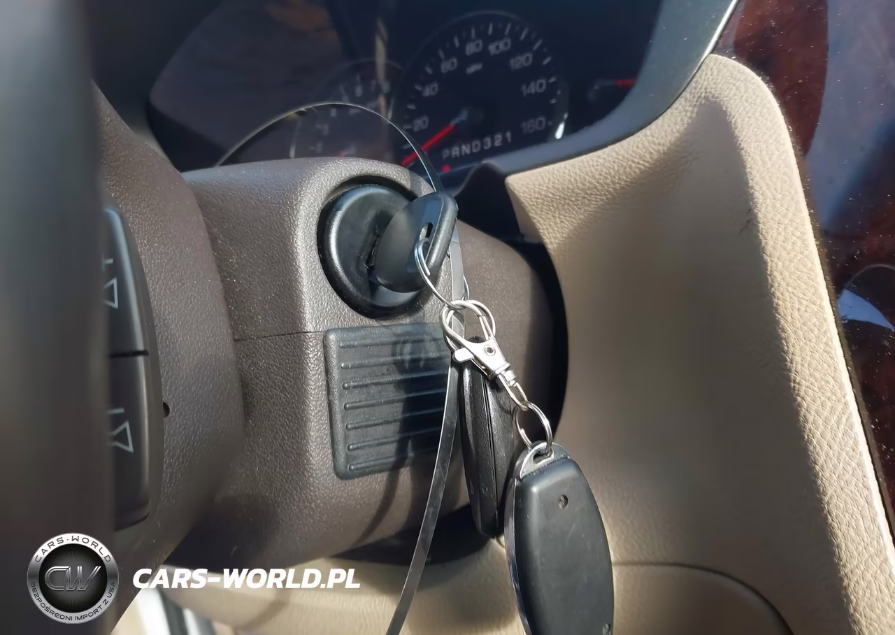 2007 Cadillac Dts Performance VIN:1G6KD57947U163450 - 11