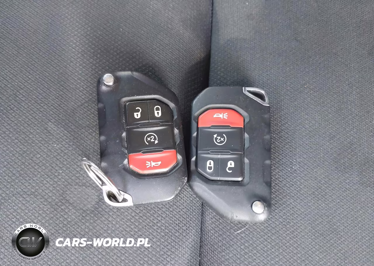 2020 Jeep Wrangler Unlimited Sport Altitude 4X4 VIN:1C4HJXDN0LW161478 - 11