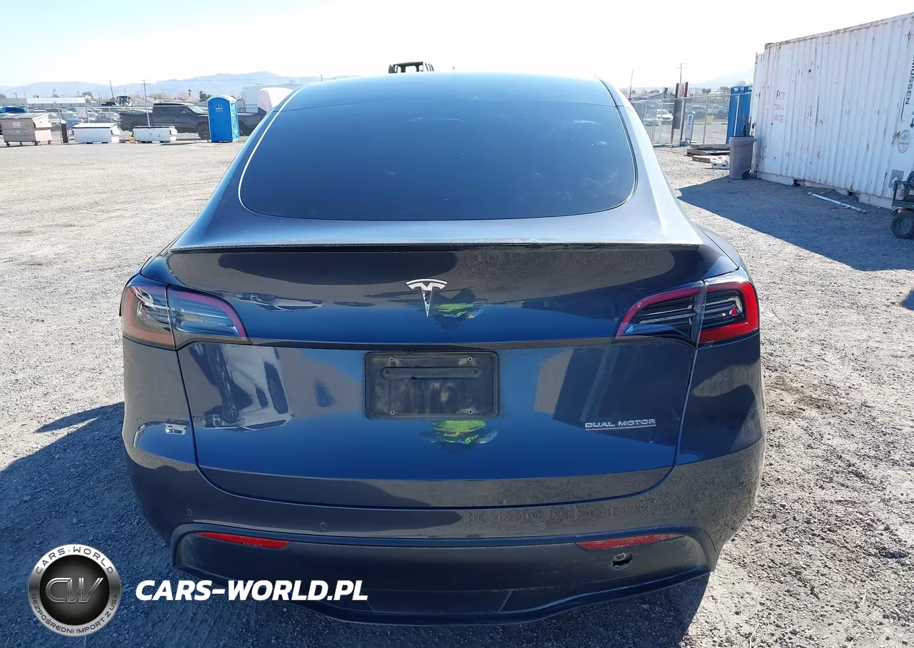 2022 Tesla Model Y Performance Dual Motor All-Wheel Drive VIN:7SAYGDEF1NF535143 - 15