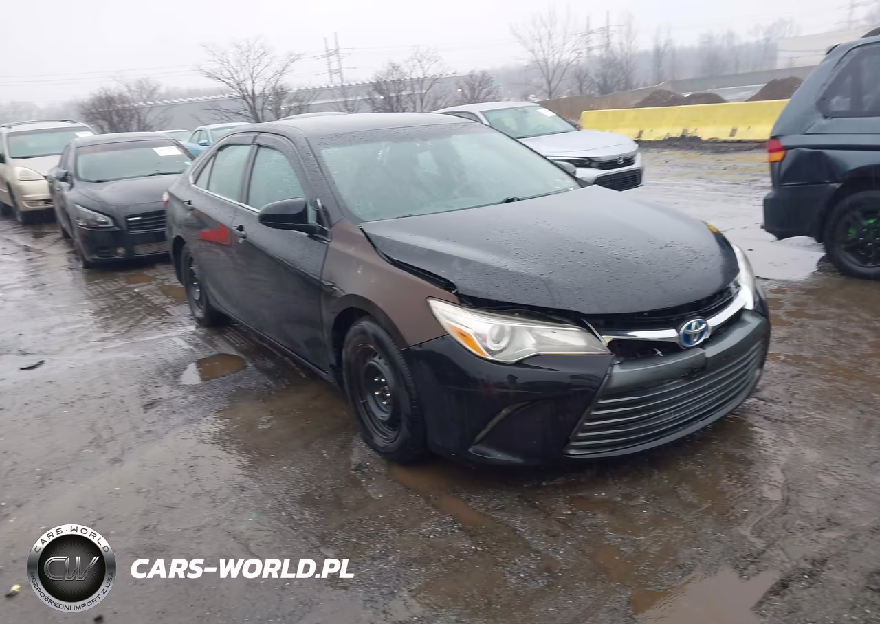 2015 Toyota Camry Hybrid Le