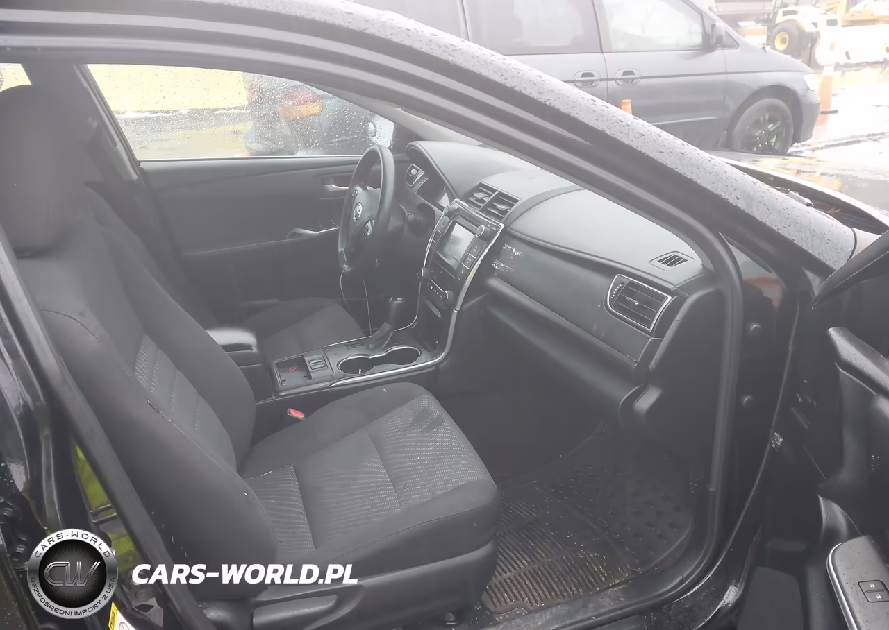 2015 Toyota Camry Hybrid Le VIN:4T1BD1FK5FU172310 - 5