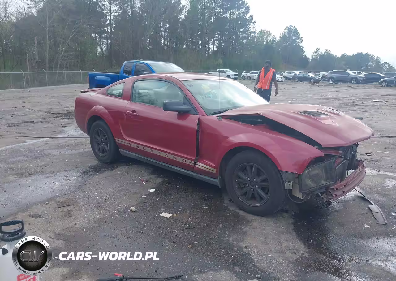 2009 Ford Mustang V6-V6 Premium