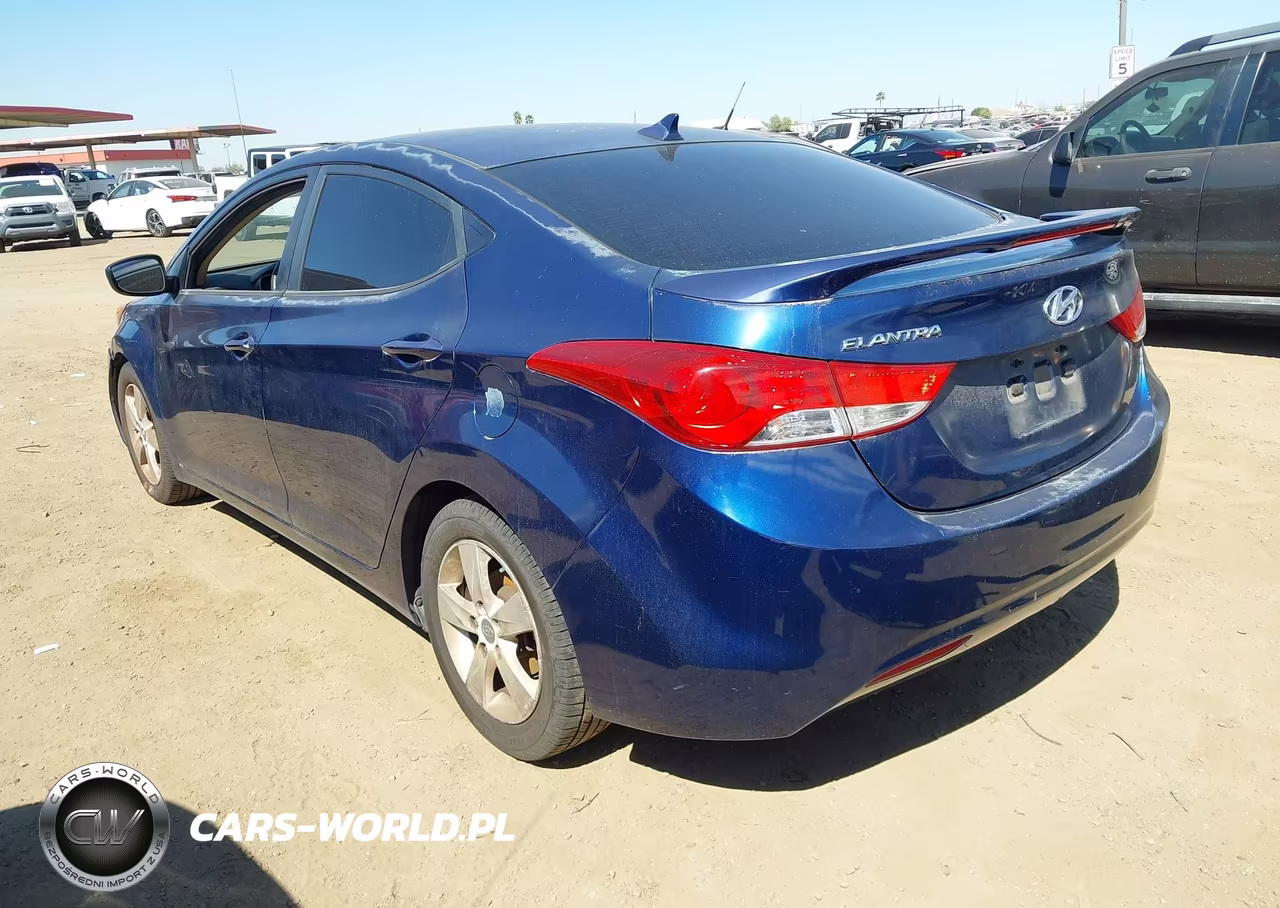 2013 Hyundai Elantra Gls VIN:KMHDH4AE3DU809515 - 3
