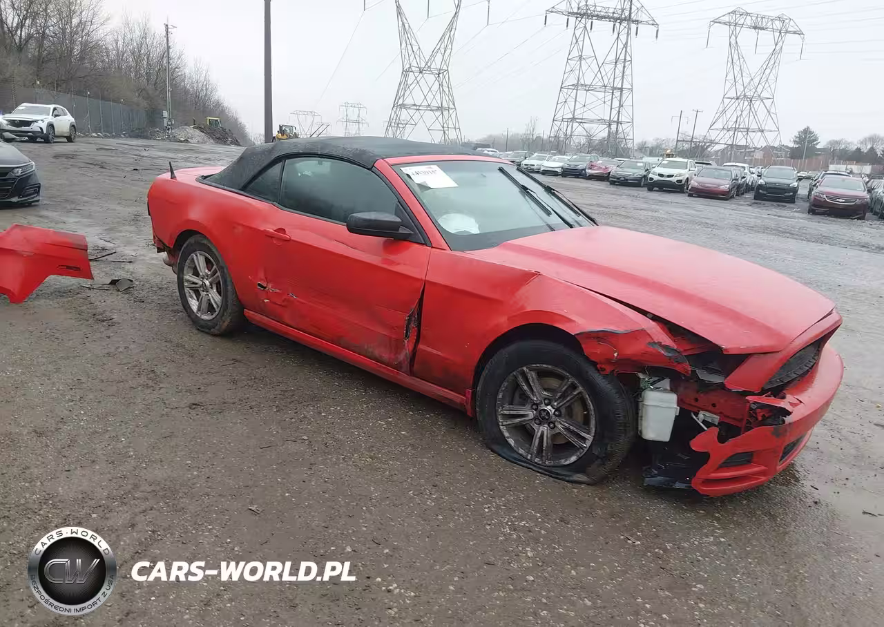 2014 Ford Mustang V6