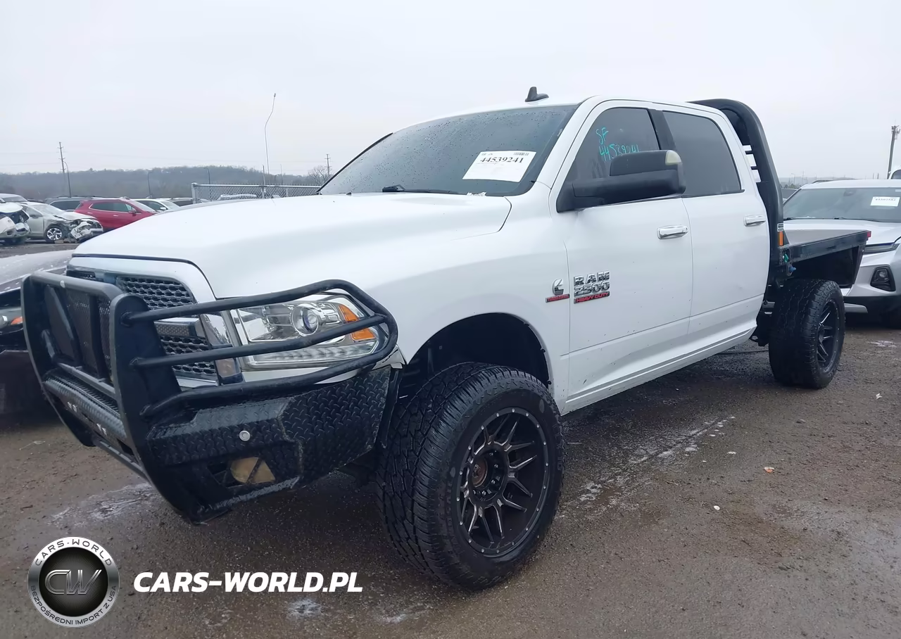 2016 Ram 2500 Laramie VIN:3C6UR5FL8GG375606 - 2