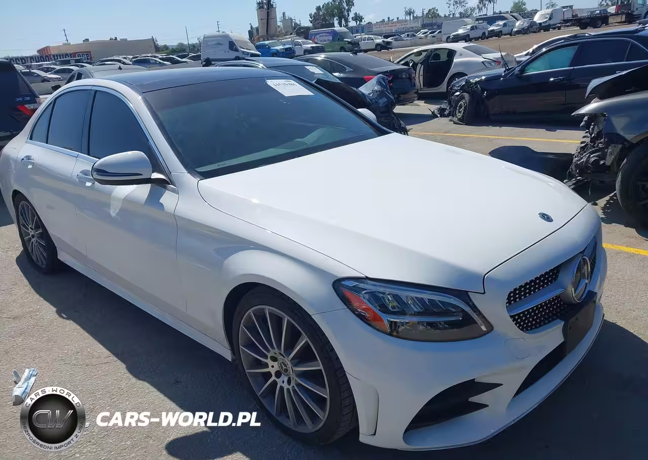 2019 Mercedes-Benz C 300