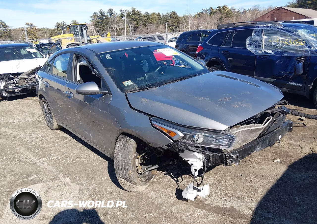 2024 Kia Forte Lxs