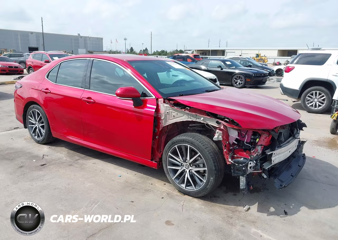 2023 Toyota Camry Xle Hybrid
