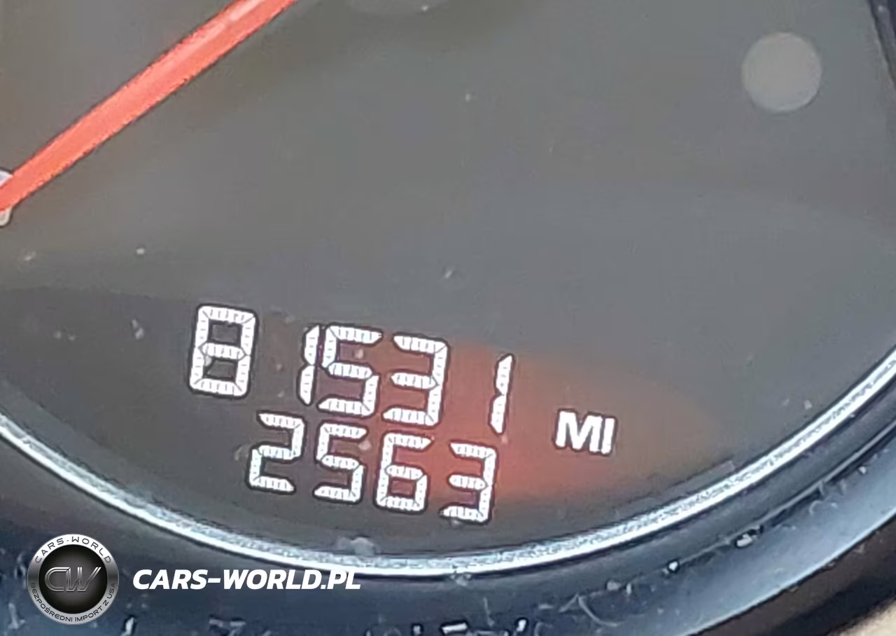2011 Porsche Cayenne Hybrid S VIN:WP1AE2A29BLA92775 - 11