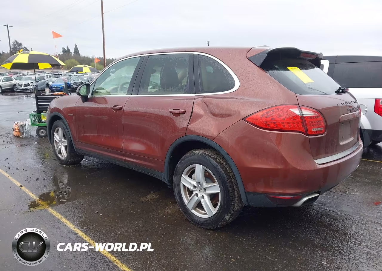 2011 Porsche Cayenne Hybrid S VIN:WP1AE2A29BLA92775 - 3