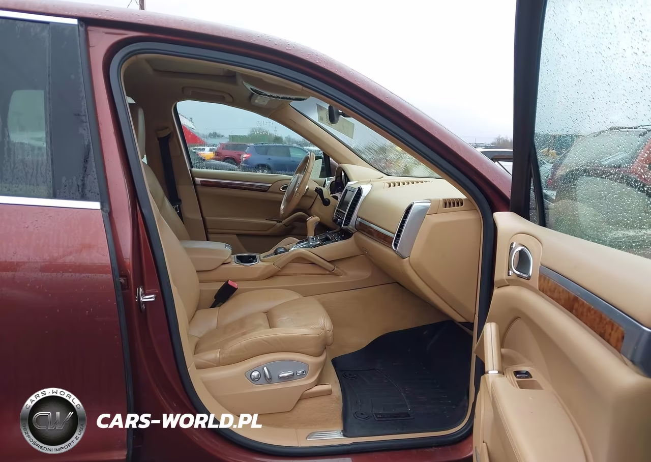 2011 Porsche Cayenne Hybrid S VIN:WP1AE2A29BLA92775 - 5