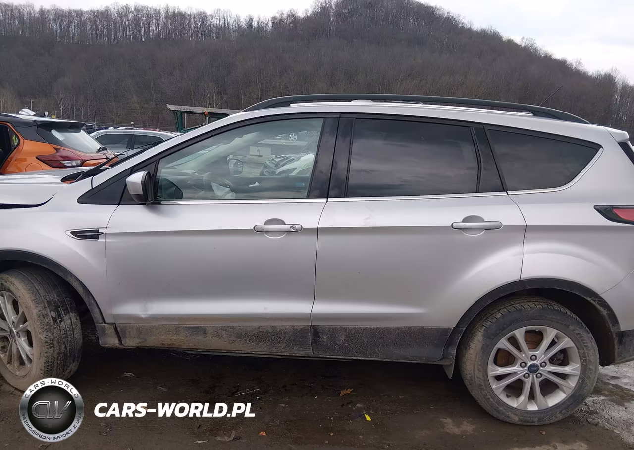 2017 Ford Escape Se VIN:1FMCU9G90HUB39684 - 15