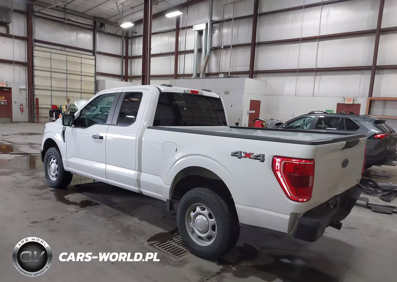 2023 Ford F-150 Xl VIN:1FTFX1E83PFA06392 - 3