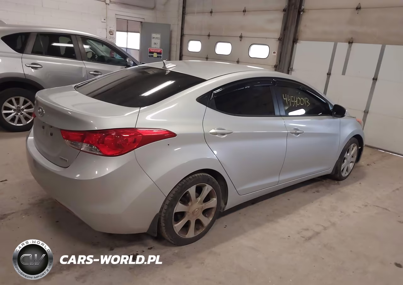 2013 Hyundai Elantra Limited VIN:KMHDH4AE6DU614394 - 4