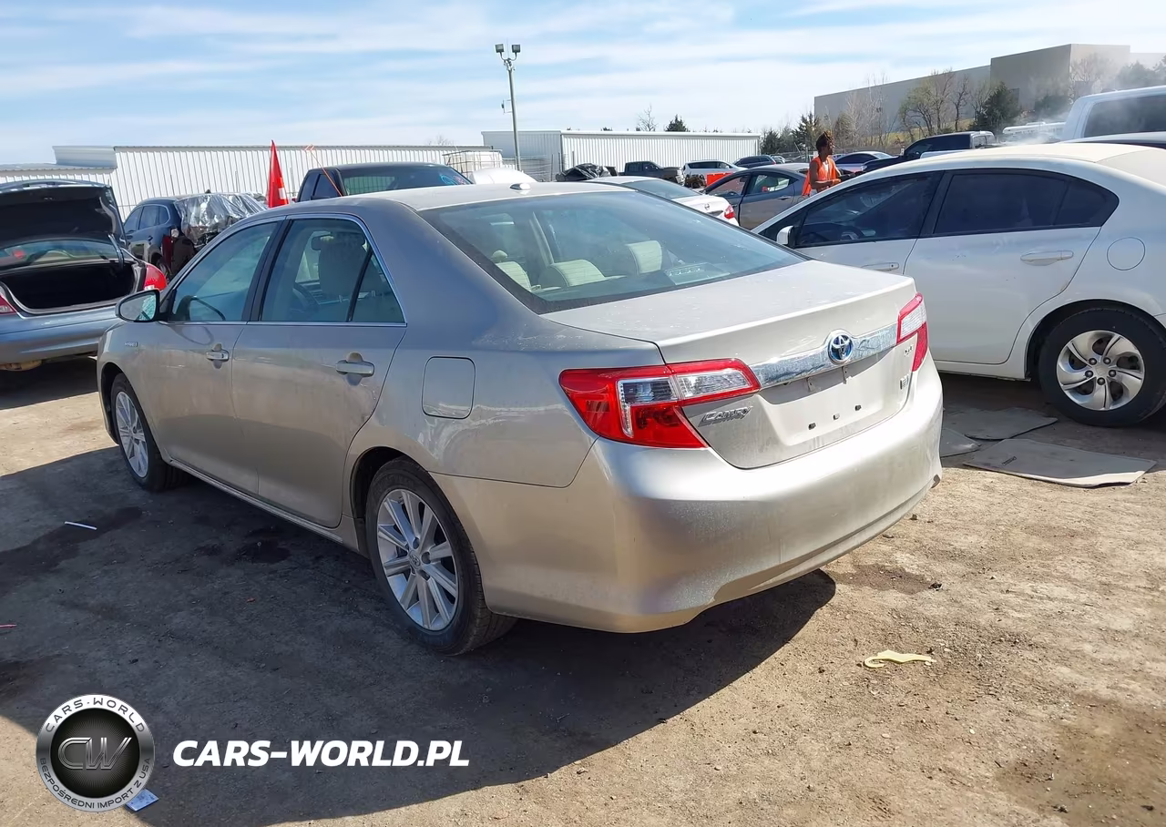 2013 Toyota Camry Hybrid Xle VIN:4T1BD1FK7DU086817 - 3