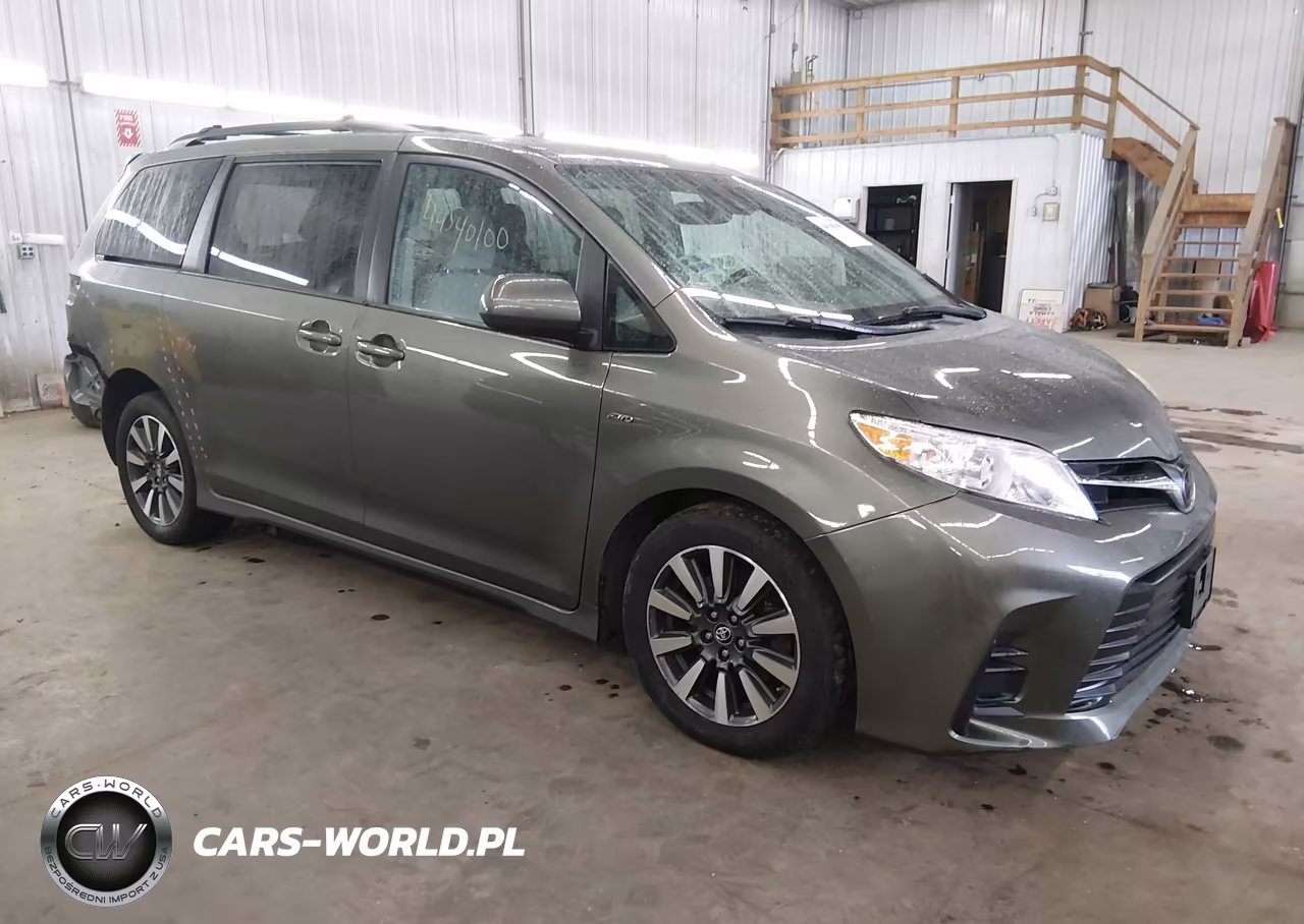 2020 Toyota Sienna Le