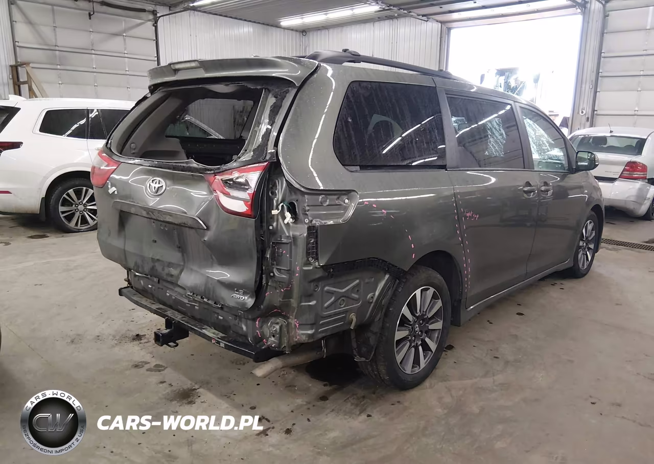 2020 Toyota Sienna Le VIN:5TDJZ3DC5LS234605 - 4