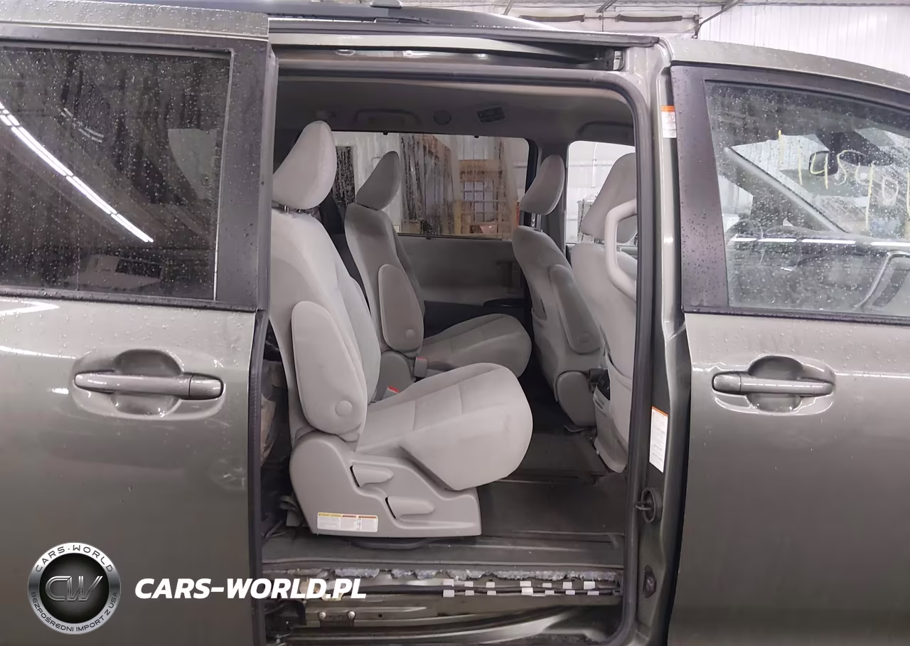 2020 Toyota Sienna Le VIN:5TDJZ3DC5LS234605 - 8