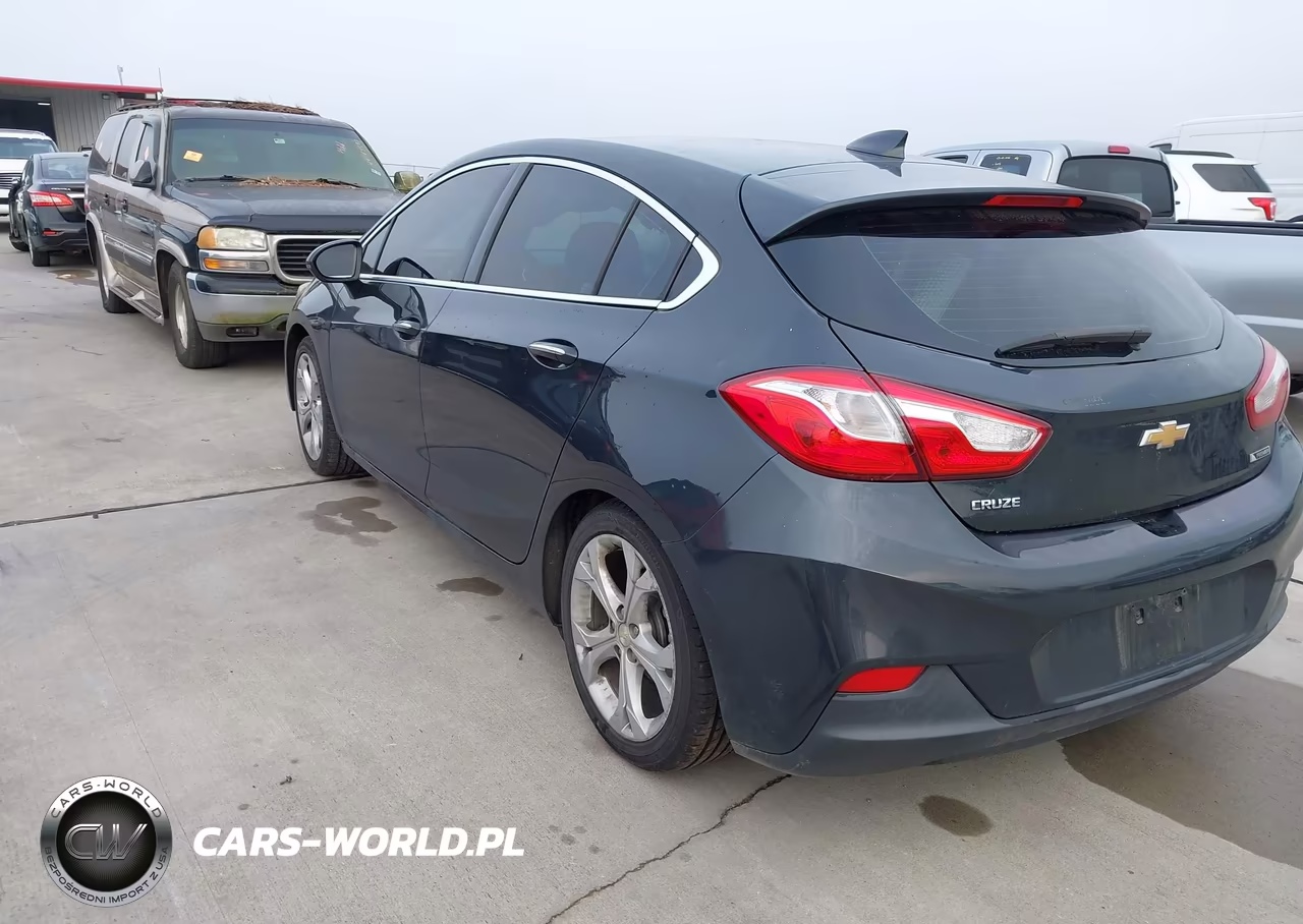 2017 Chevrolet Cruze Premier Auto VIN:3G1BF6SM1HS551187 - 3