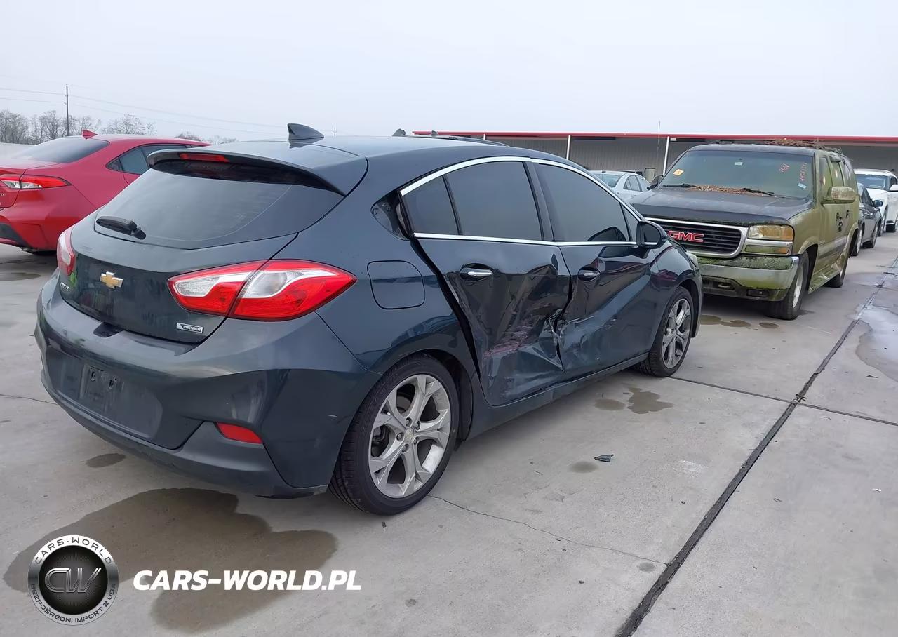 2017 Chevrolet Cruze Premier Auto VIN:3G1BF6SM1HS551187 - 4