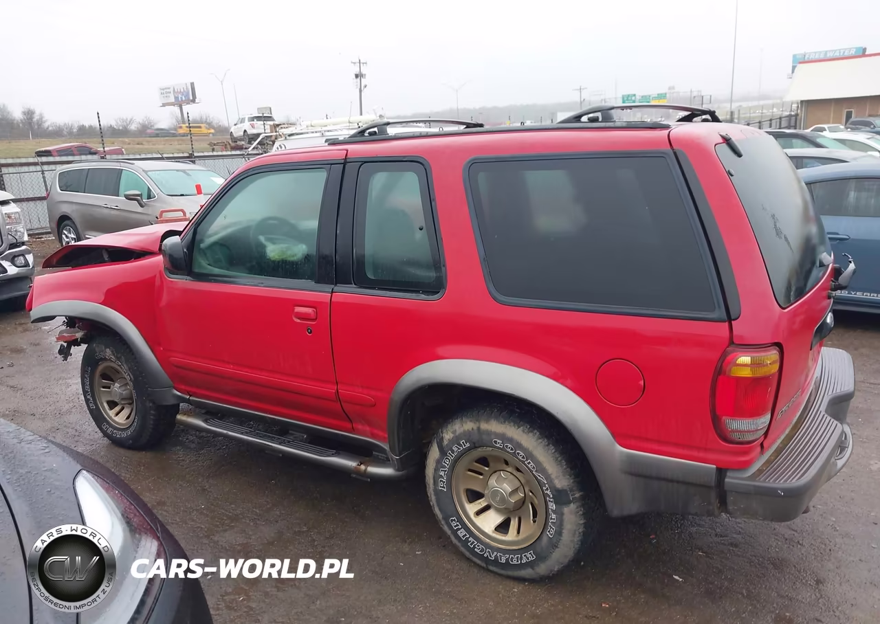 1999 Ford Explorer Sport VIN:1FMYU22E0XUB73981 - 15