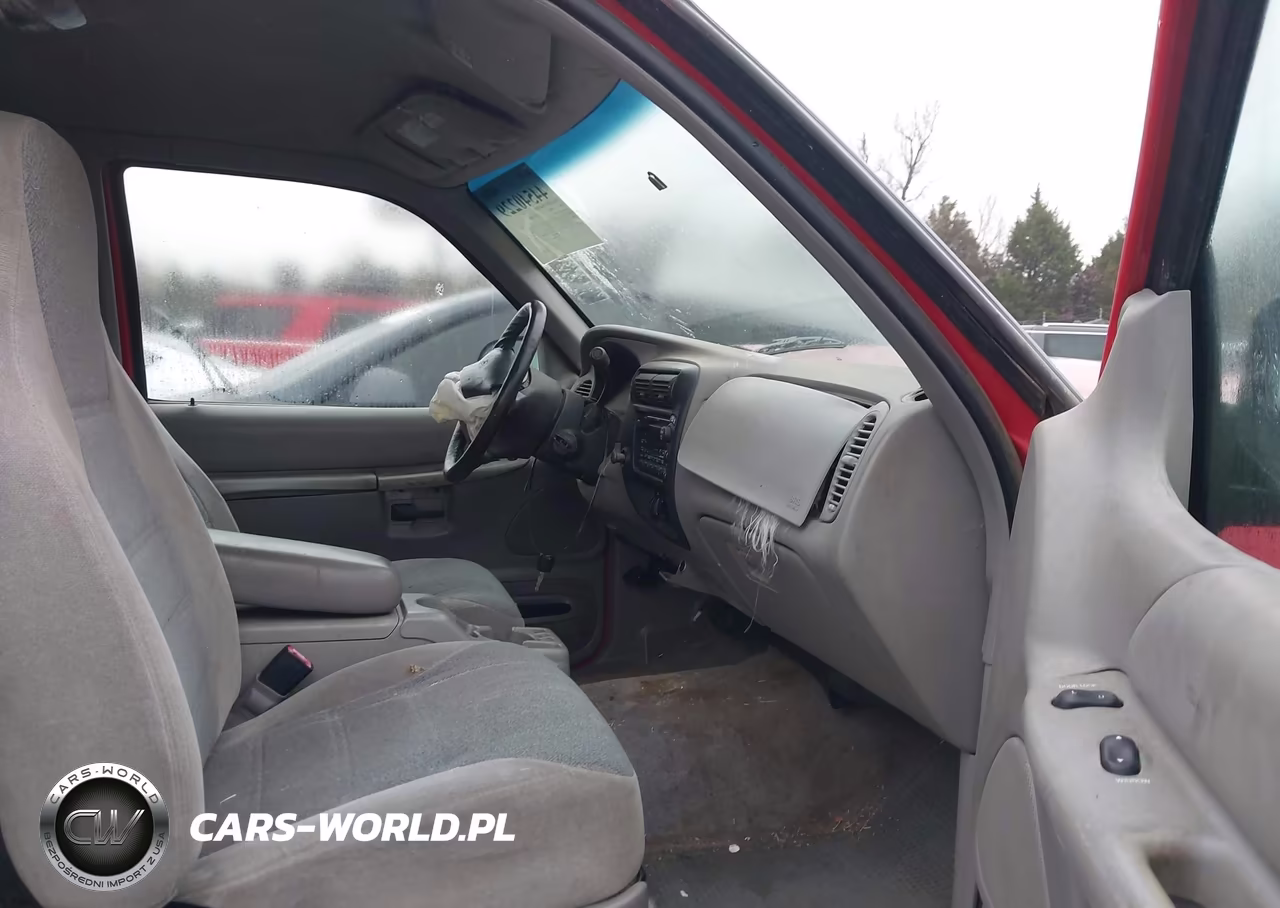 1999 Ford Explorer Sport VIN:1FMYU22E0XUB73981 - 5