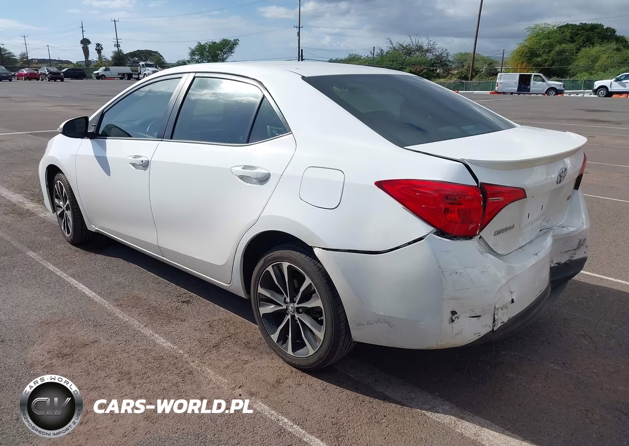 2017 Toyota Corolla Se VIN:2T1BURHE6HC805939 - 3