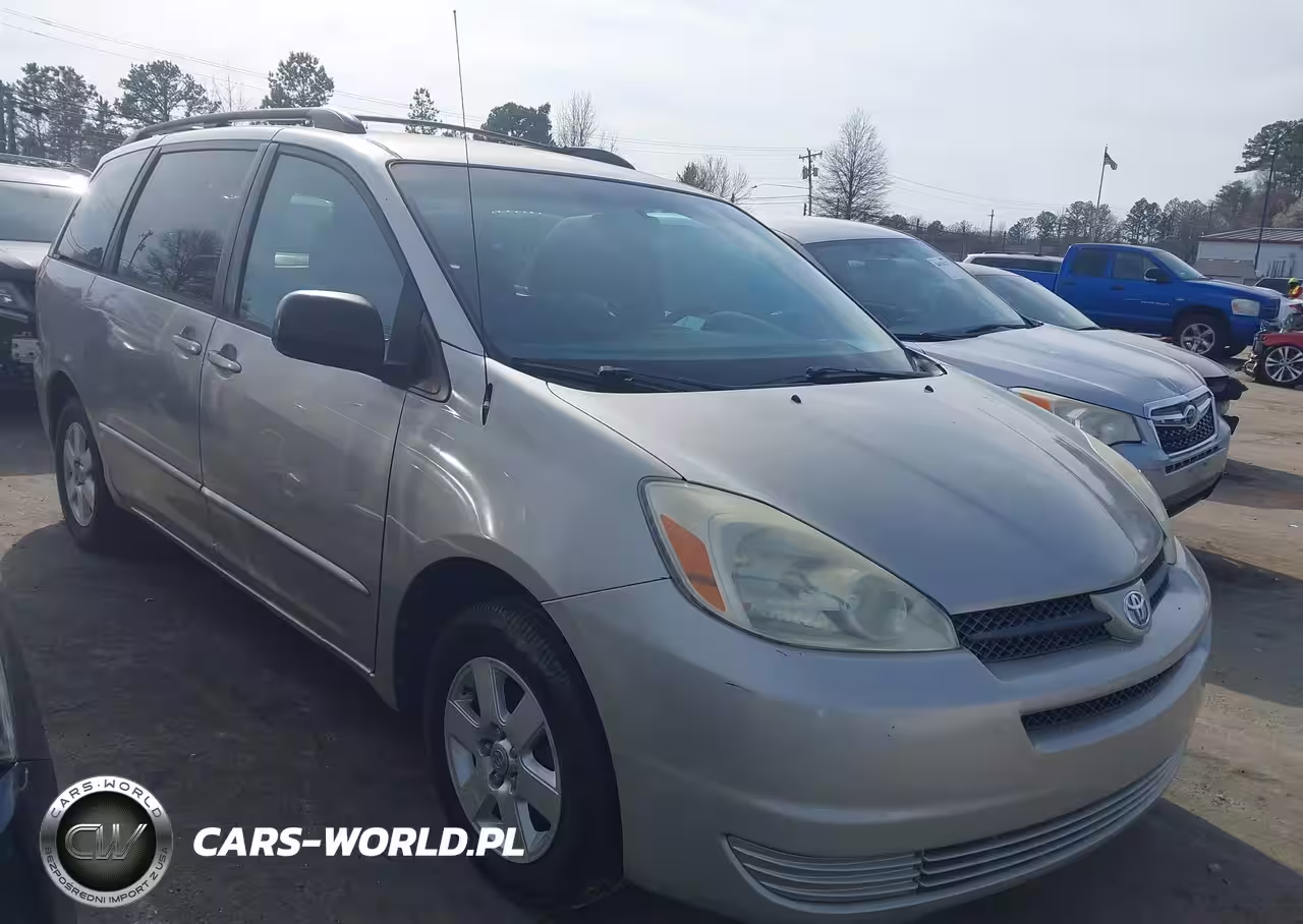 2004 Toyota Sienna Le