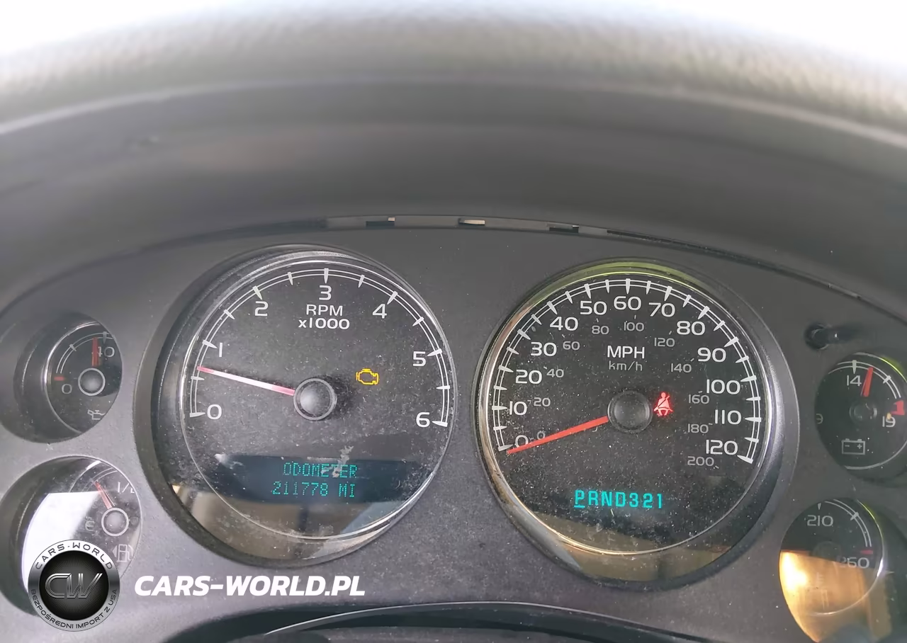 2007 Chevrolet Tahoe Ls VIN:1GNFC13CX7J381980 - 7