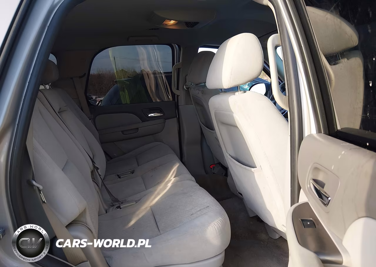 2007 Chevrolet Tahoe Ls VIN:1GNFC13CX7J381980 - 8
