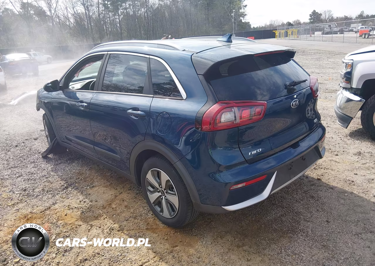 2018 Kia Niro Lx VIN:KNDCB3LC6J5124065 - 3