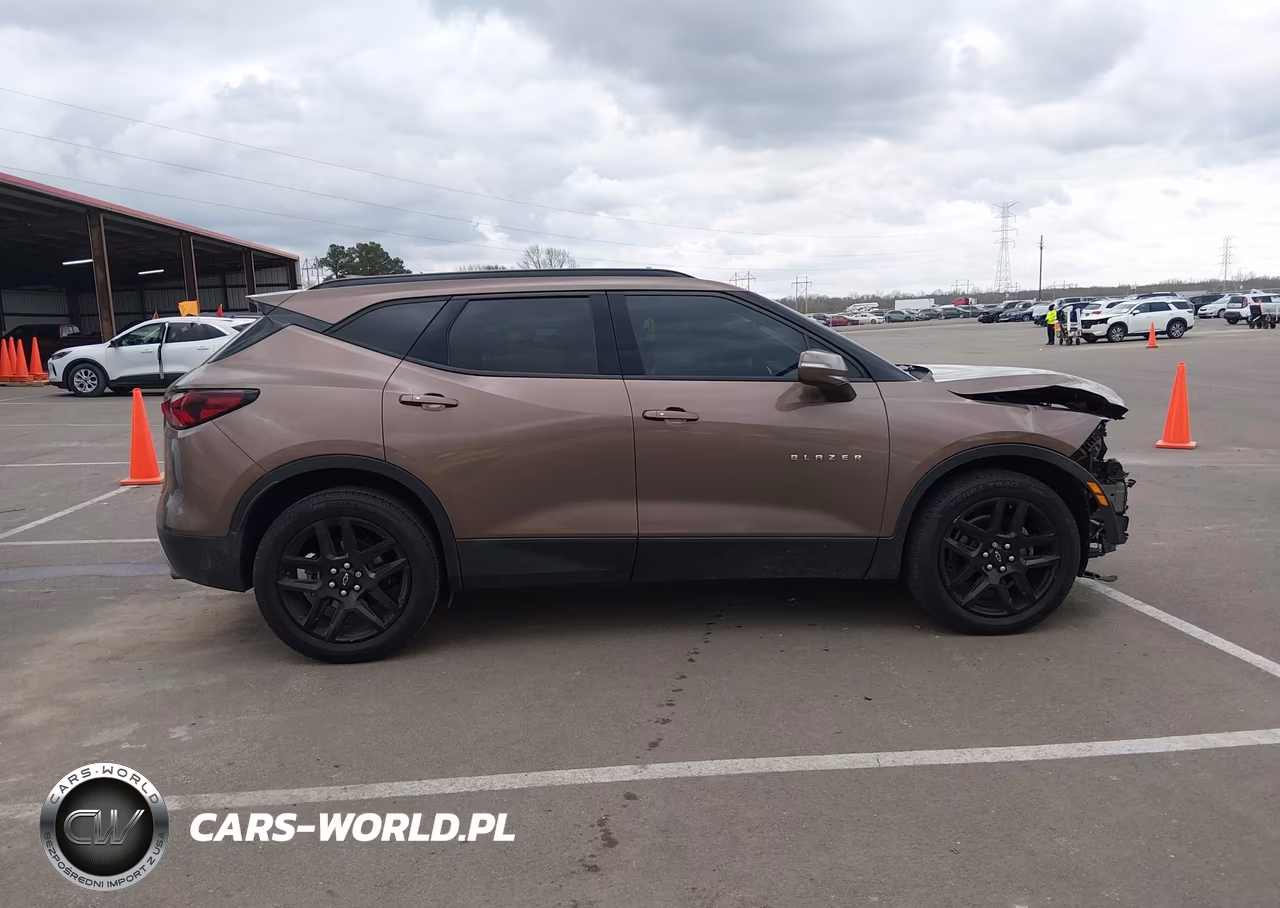 2019 Chevrolet Blazer VIN:3GNKBDRS5KS693648 - 14