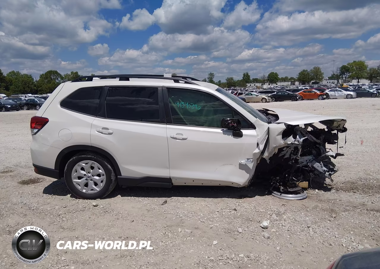 2022 Subaru Forester VIN:JF2SKACC5NH509526 - 13