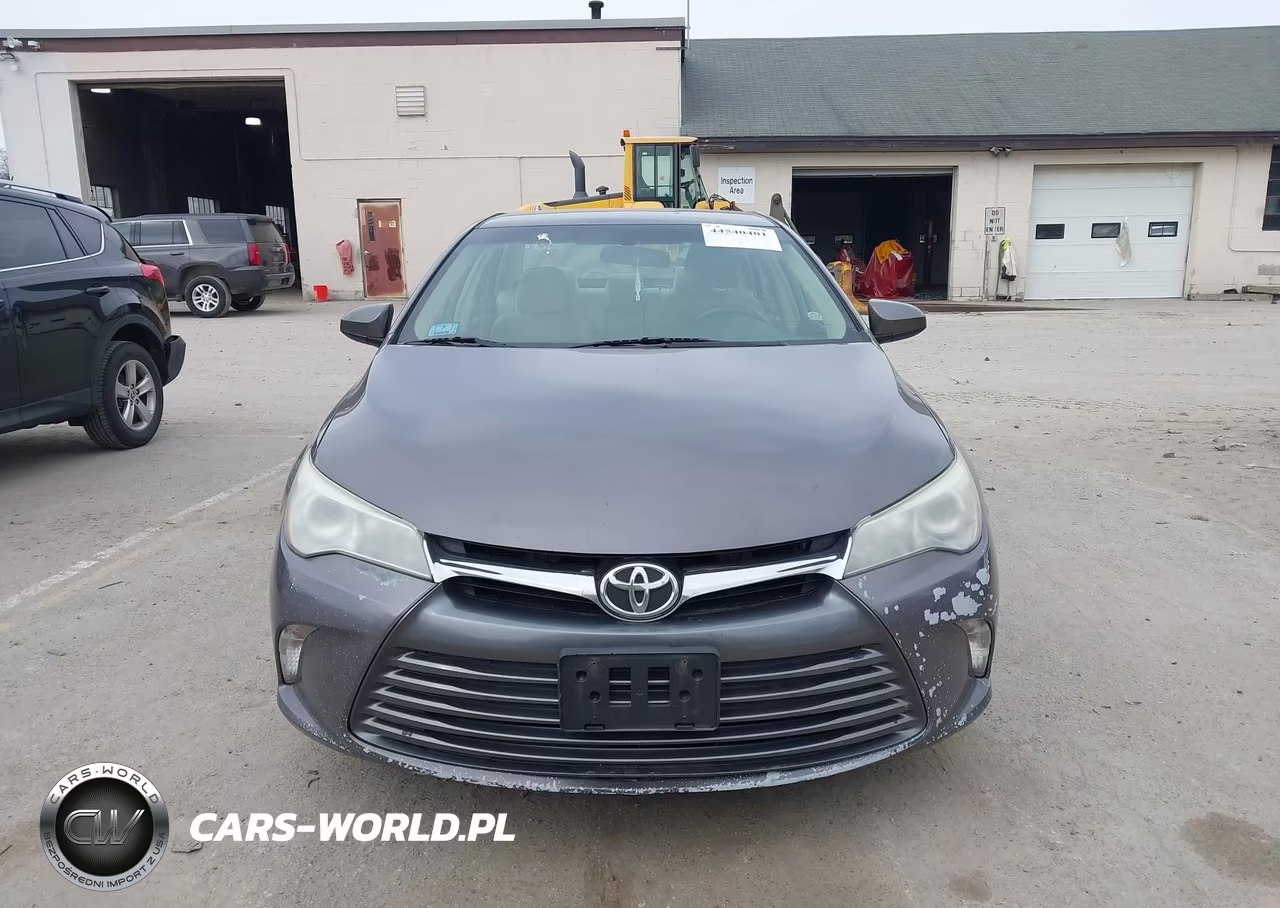 2015 Toyota Camry Le VIN:4T1BF1FK2FU053608 - 12