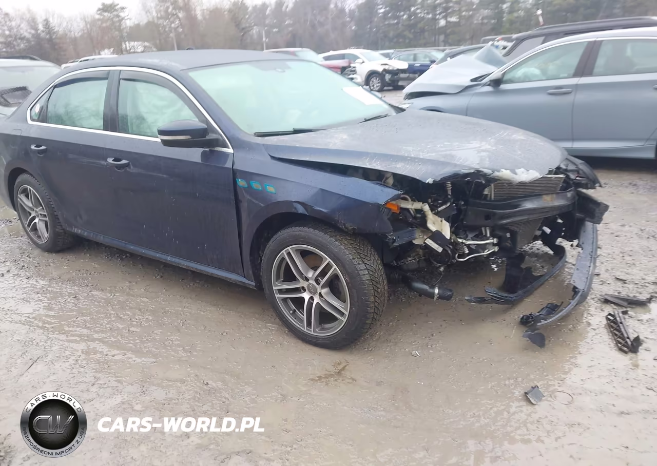 2015 Volkswagen Passat 1.8T Limited Edition