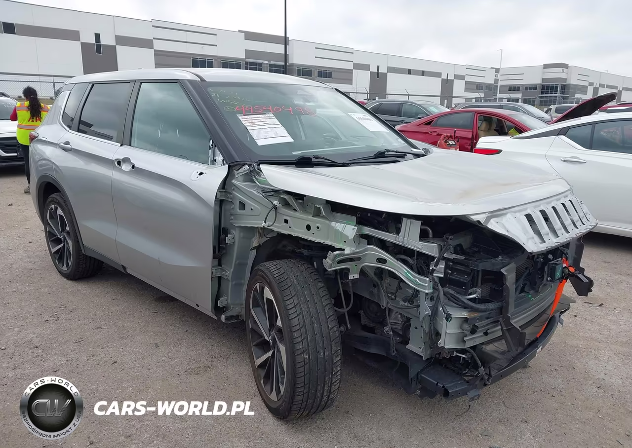 2022 Mitsubishi Outlander Black Edition 2Wd-Se 2.5 2Wd-Se Launch Edition 2Wd