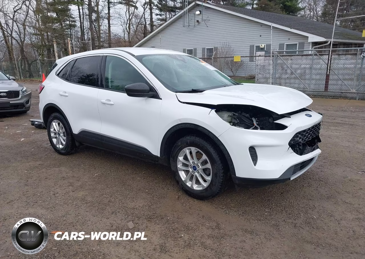 2022 Ford Escape Se