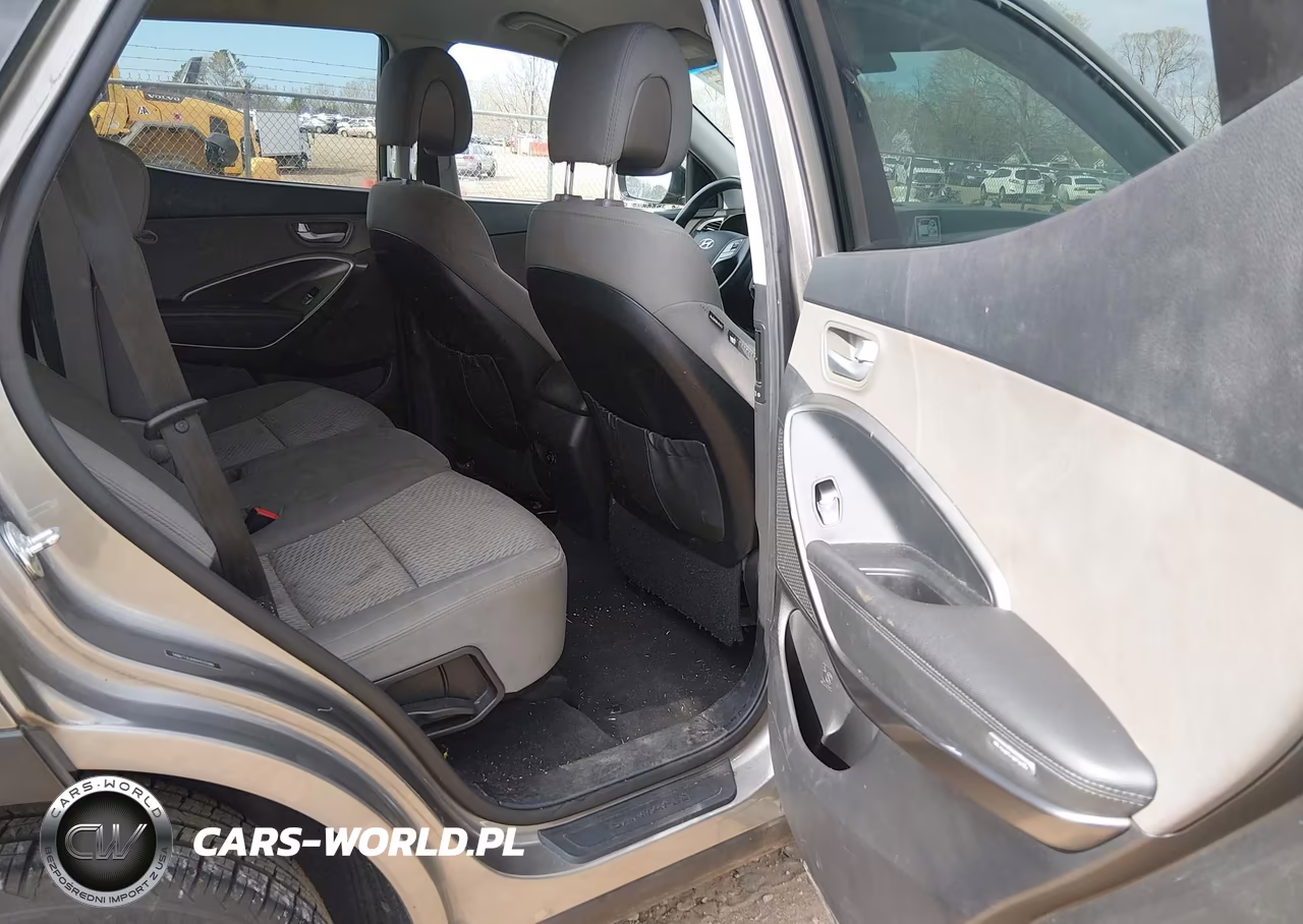 2017 Hyundai Santa Fe Sport 2.4L VIN:5NMZT3LB0HH031080 - 8