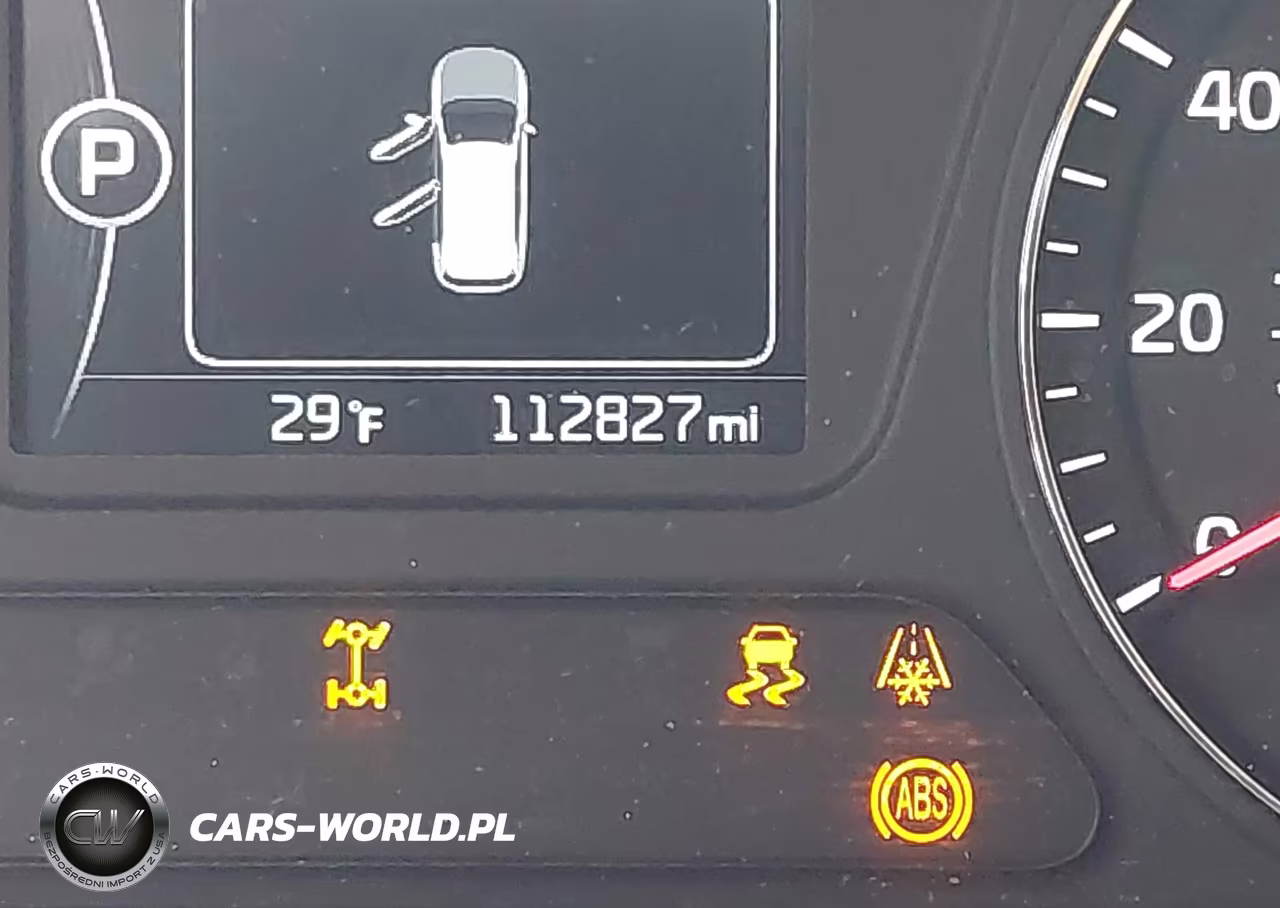 2018 Kia Sorento 2.4L Lx VIN:5XYPGDA3XJG348636 - 15