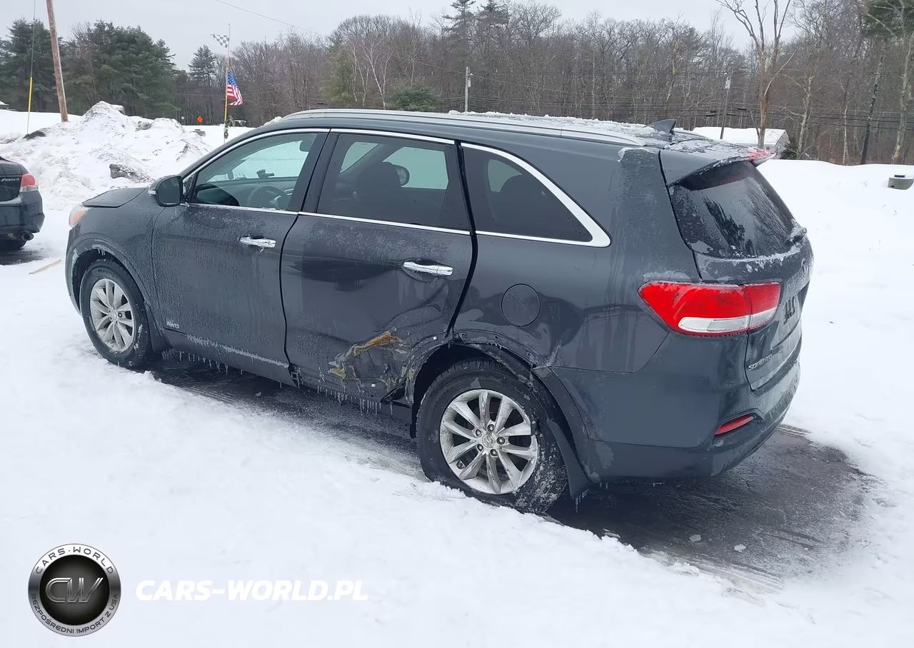 2018 Kia Sorento 2.4L Lx VIN:5XYPGDA3XJG348636 - 3