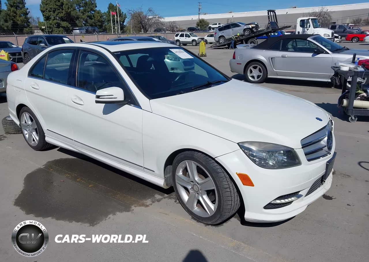 2011 Mercedes-Benz C 300 Sport
