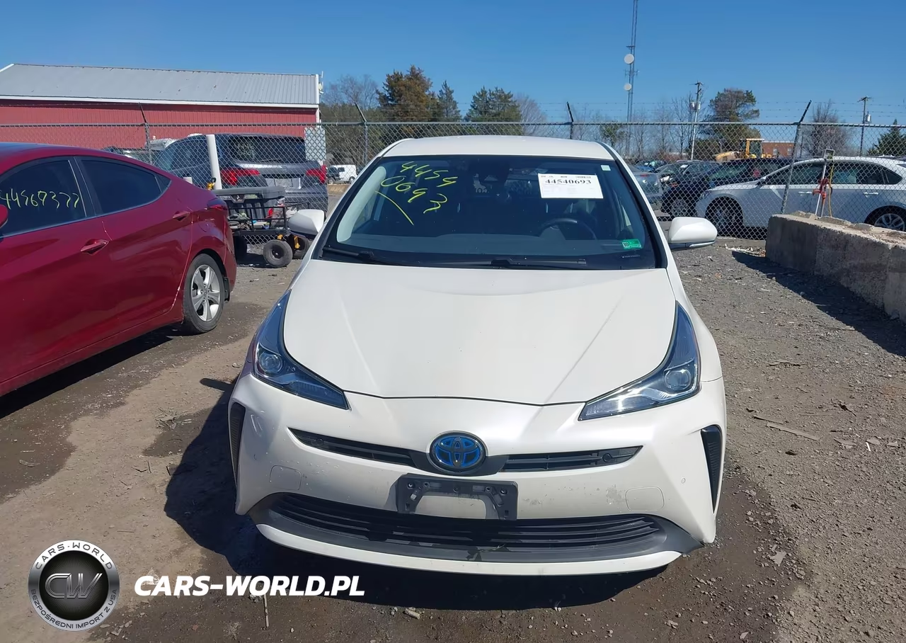 2019 Toyota Prius Xle VIN:JTDKARFUXK3084995 - 12